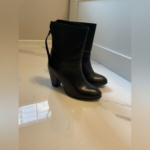 Diba Black Leather Ankle Boots